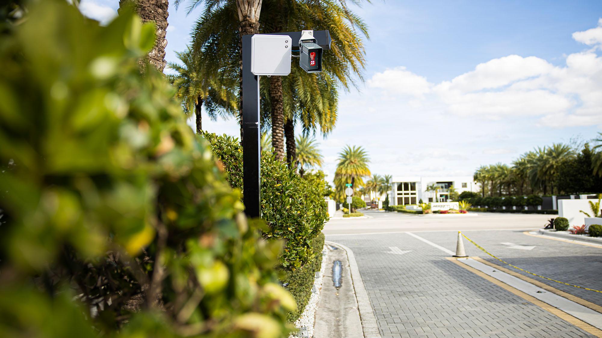 Survision: License Plate Recognition (LPR) Cameras for Parking Solutions