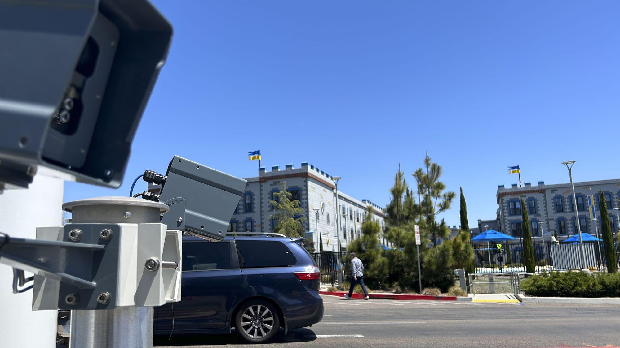 Fast Exit for prepaid customers  at Legoland using Survision LPR cameras